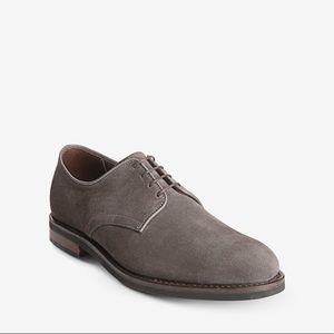 Stacy Adams// light grey suede oxfords, size 9